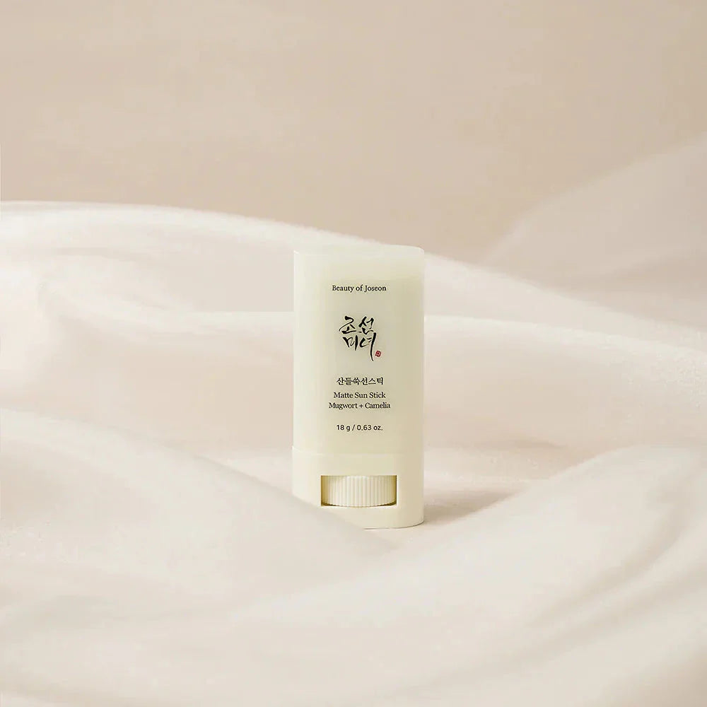 Matte Sun Stick: Mugwort + Camelia