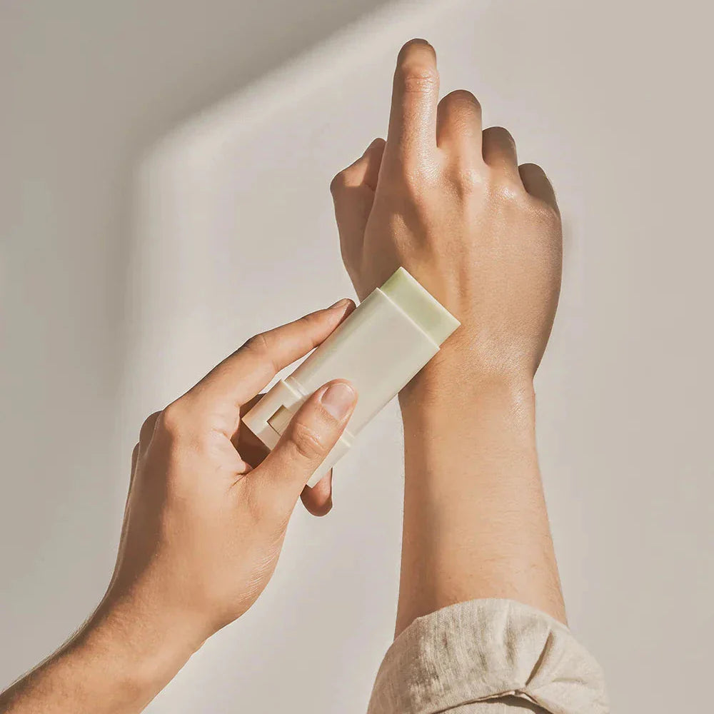 Matte Sun Stick: Mugwort + Camelia