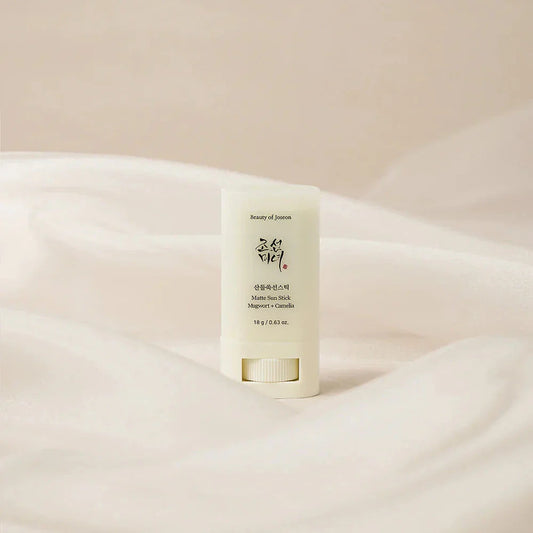 Matte Sun Stick: Mugwort + Camelia